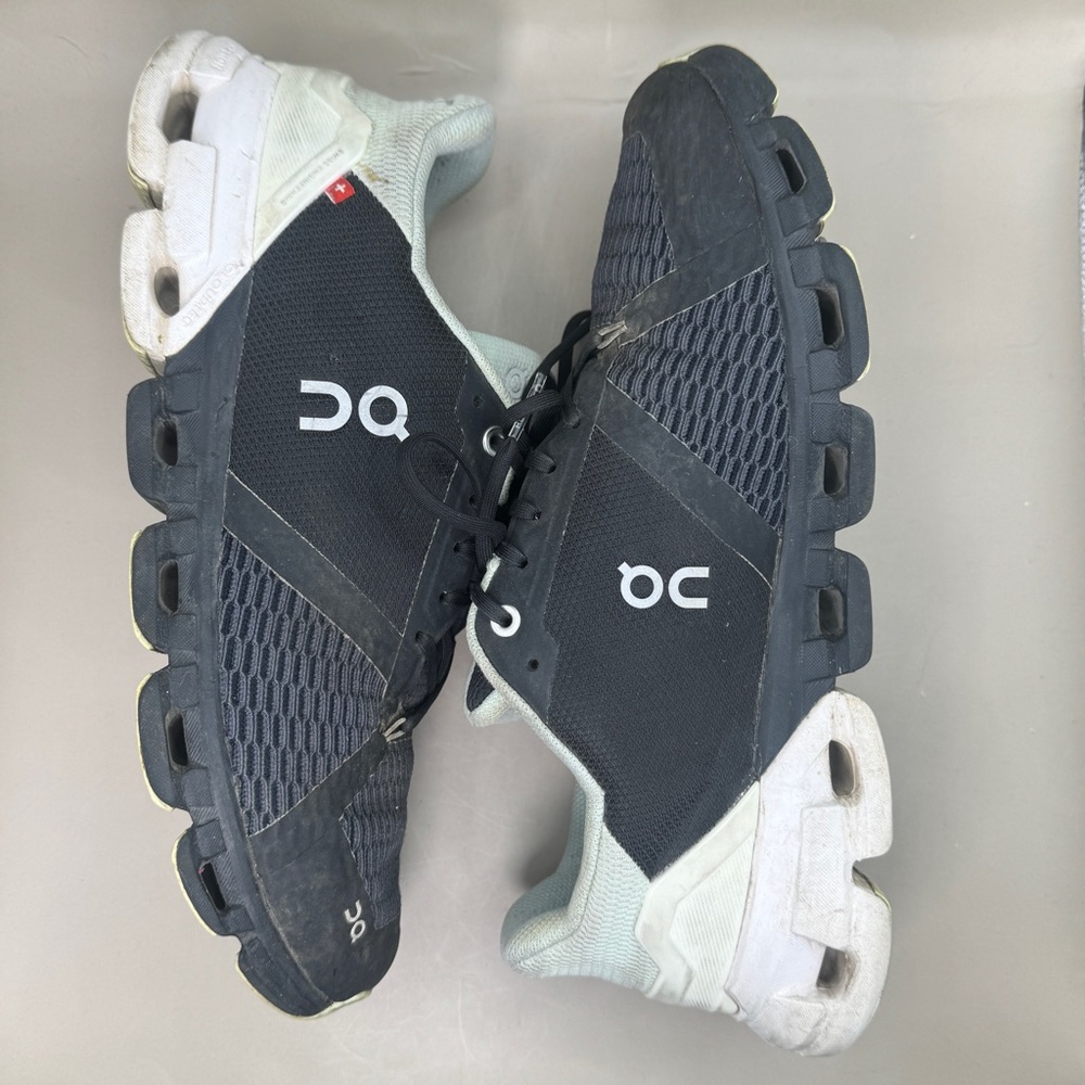 On Cloudflyer 4 Running Shoes - Women’s Sz 10